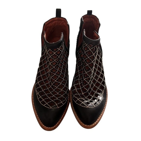 Jeffrey Campbell Black Taggart Boho Booties NWOB Size 7 - Picture 8 of 11